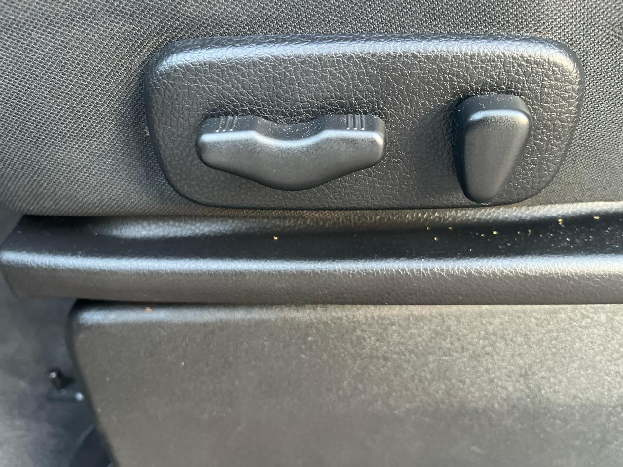 Nissan Titan LE Crew Cab 2WD LWB 2008