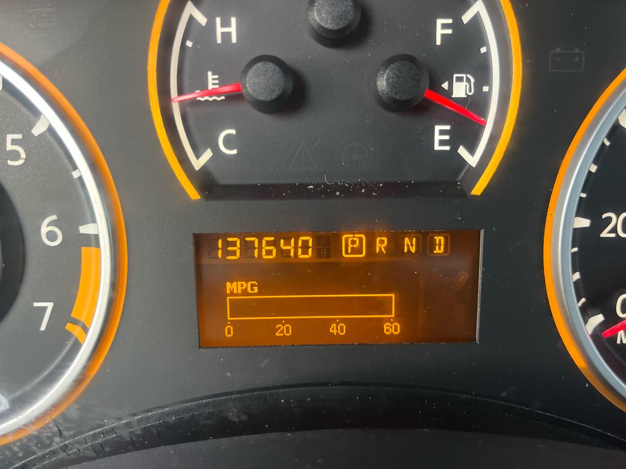 Nissan Titan LE Crew Cab 2WD LWB 2008