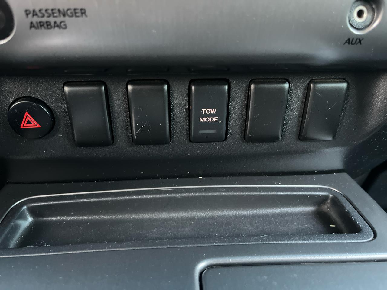 Nissan Titan LE Crew Cab 2WD LWB 2008