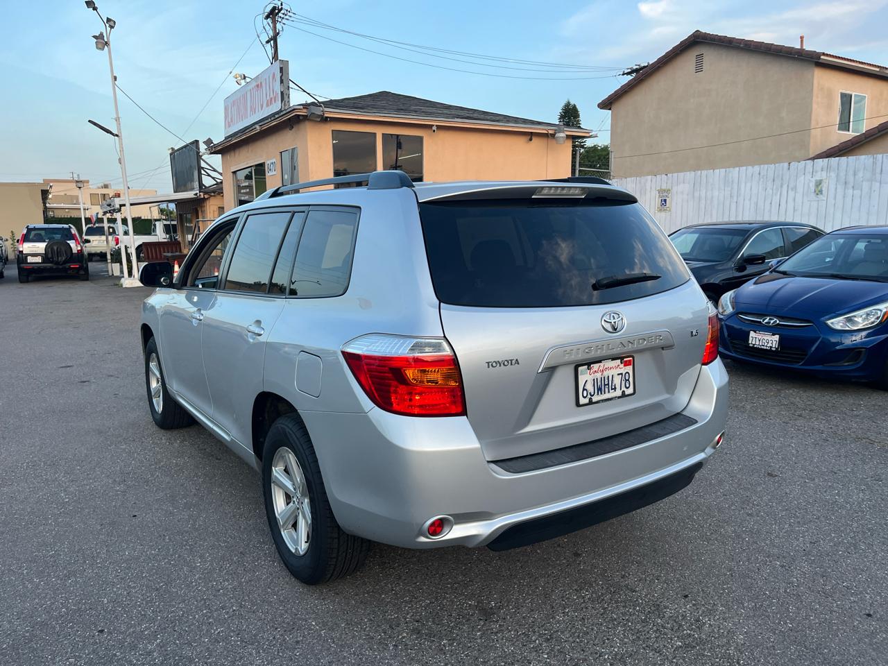 Toyota Highlander Base 2WD 2009