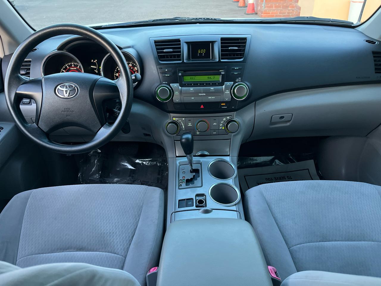 Toyota Highlander Base 2WD 2009