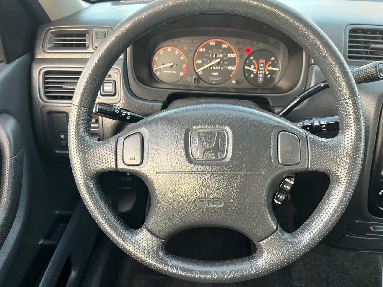 Honda CR-V LX 2WD 2000