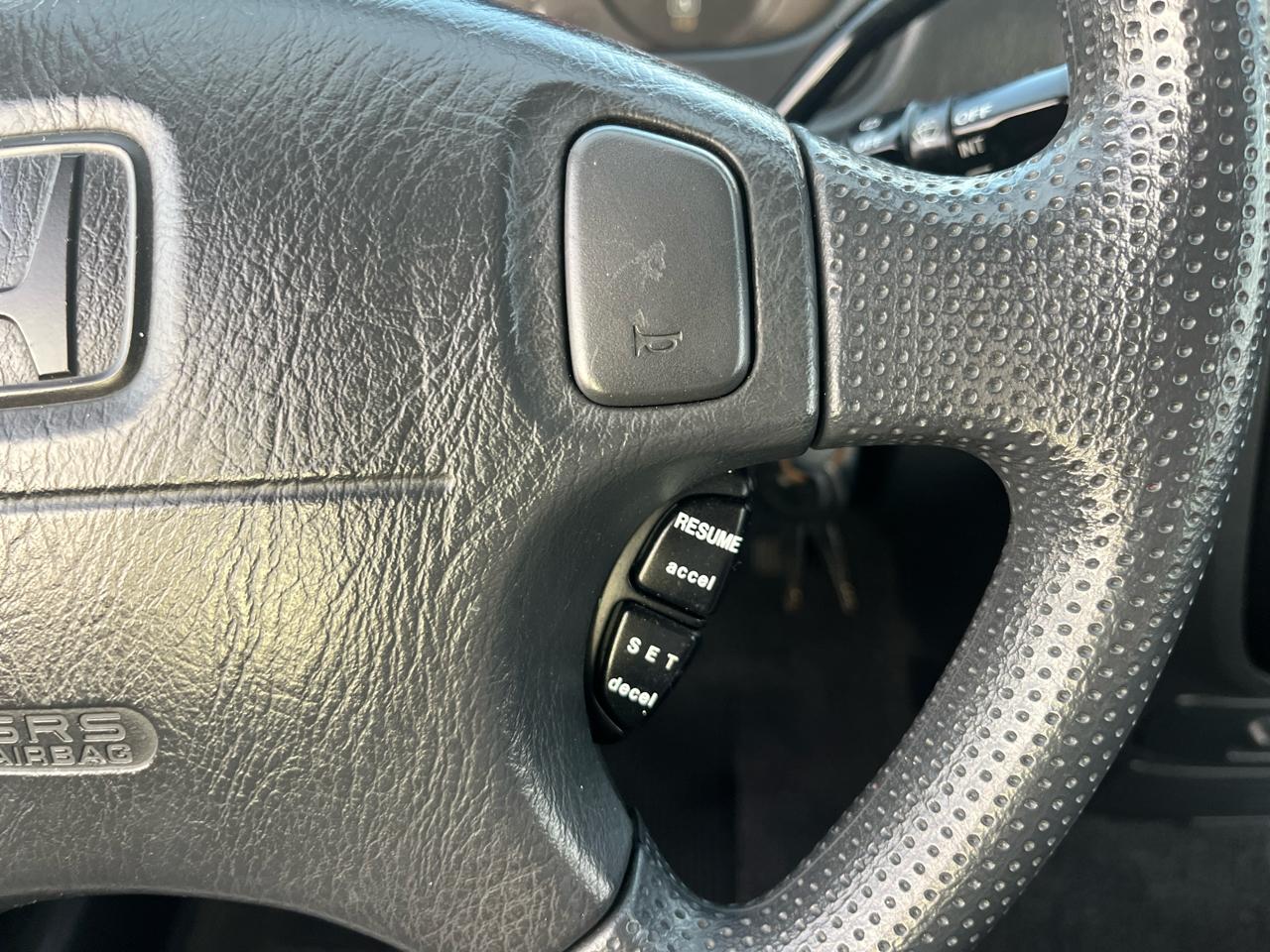 Honda CR-V LX 2WD 2000