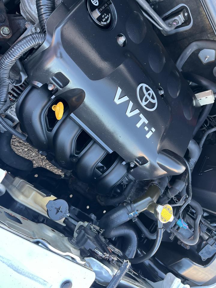 Toyota Yaris Sedan 4-Speed AT 2010