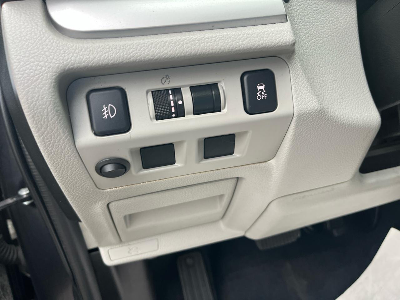 Subaru Forester 2.5i Premium PZEV CVT 2016