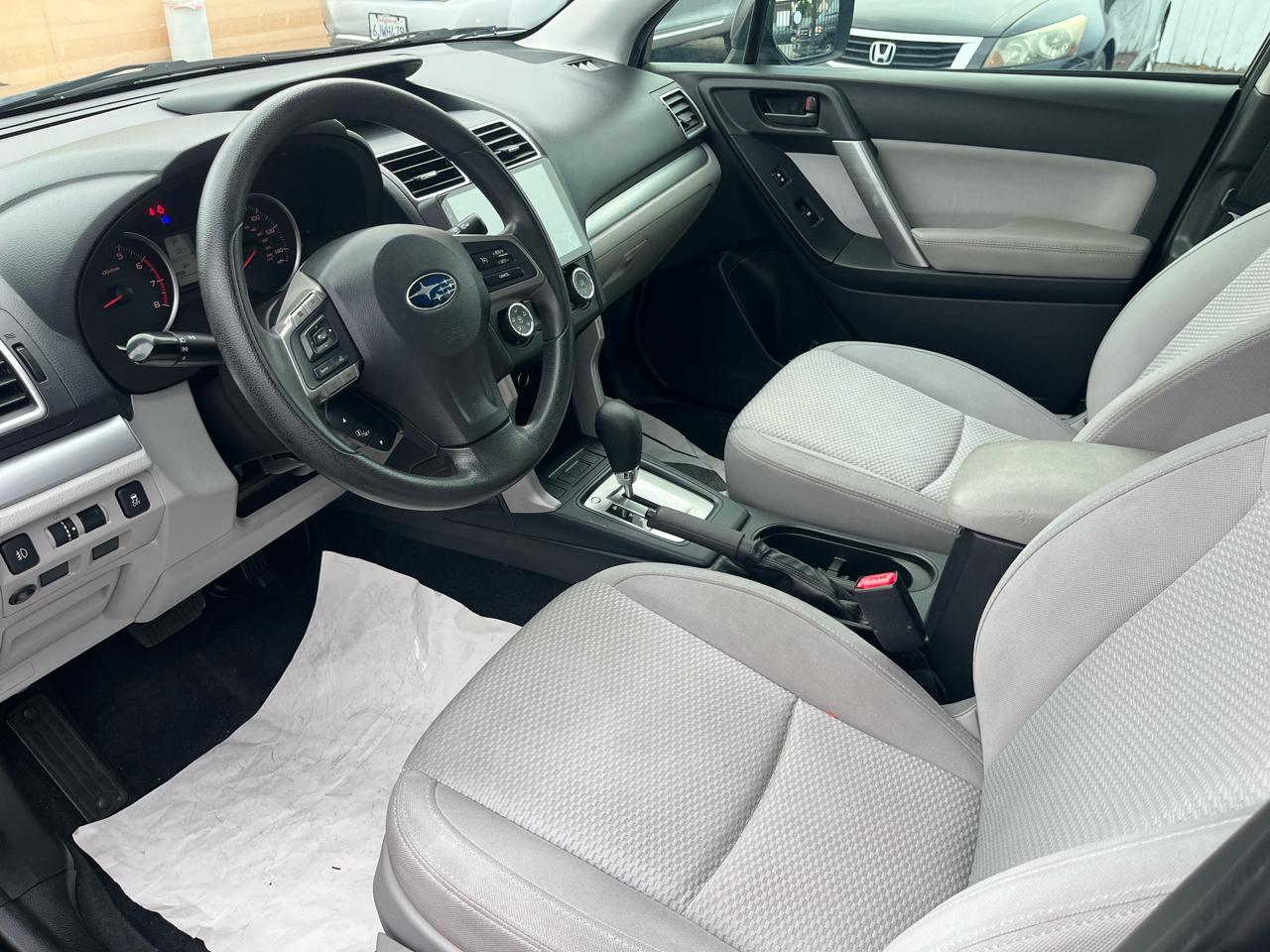 Subaru Forester 2.5i Premium PZEV CVT 2016