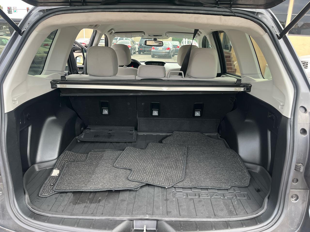 Subaru Forester 2.5i Premium PZEV CVT 2016