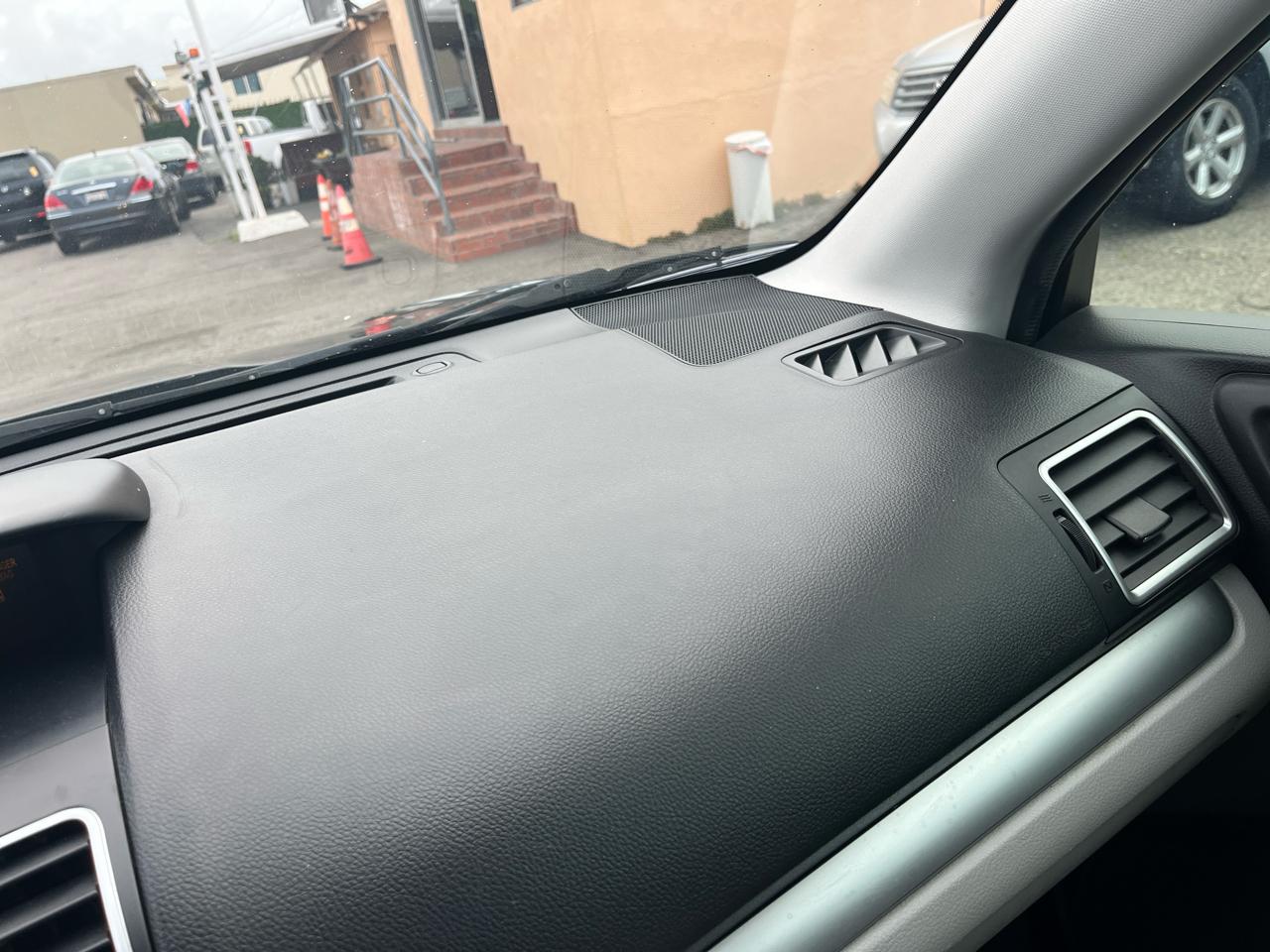 Subaru Forester 2.5i Premium PZEV CVT 2016