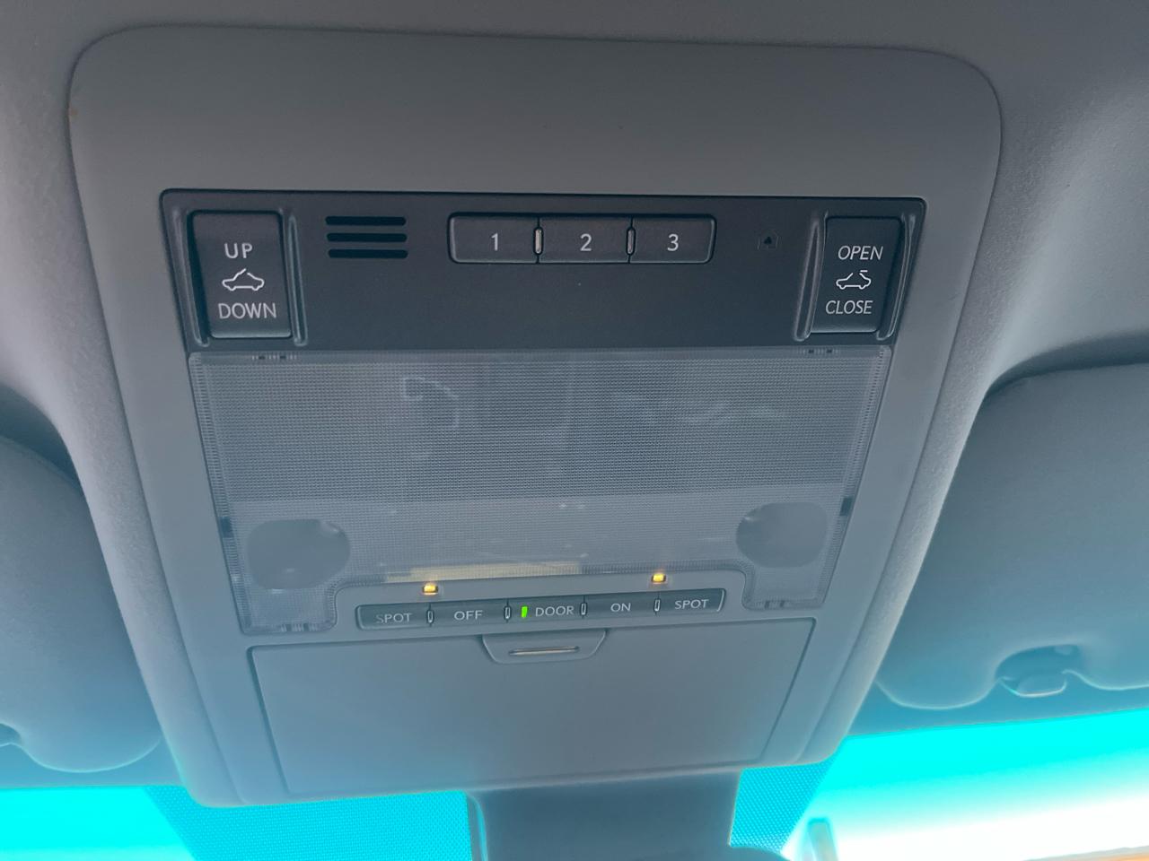 Lexus LS 460 Luxury Sedan 2008