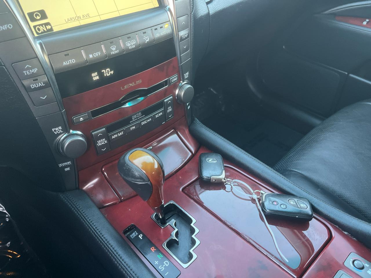 Lexus LS 460 Luxury Sedan 2008