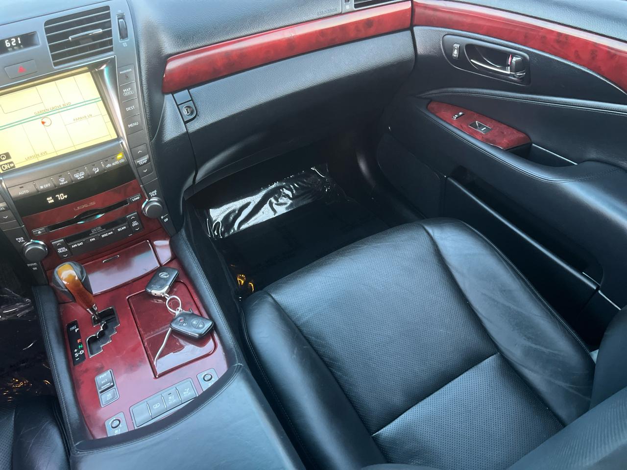 Lexus LS 460 Luxury Sedan 2008