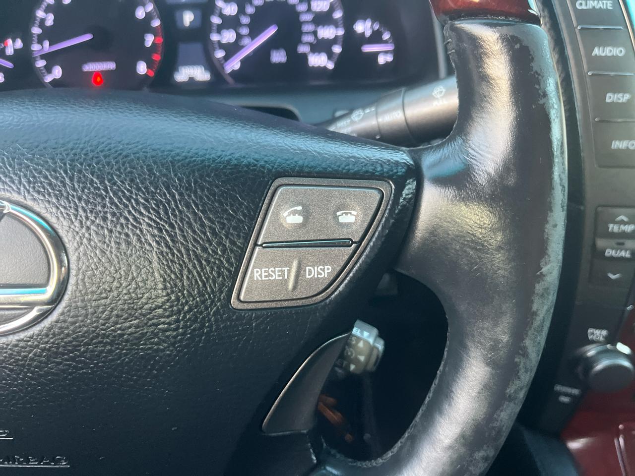 Lexus LS 460 Luxury Sedan 2008