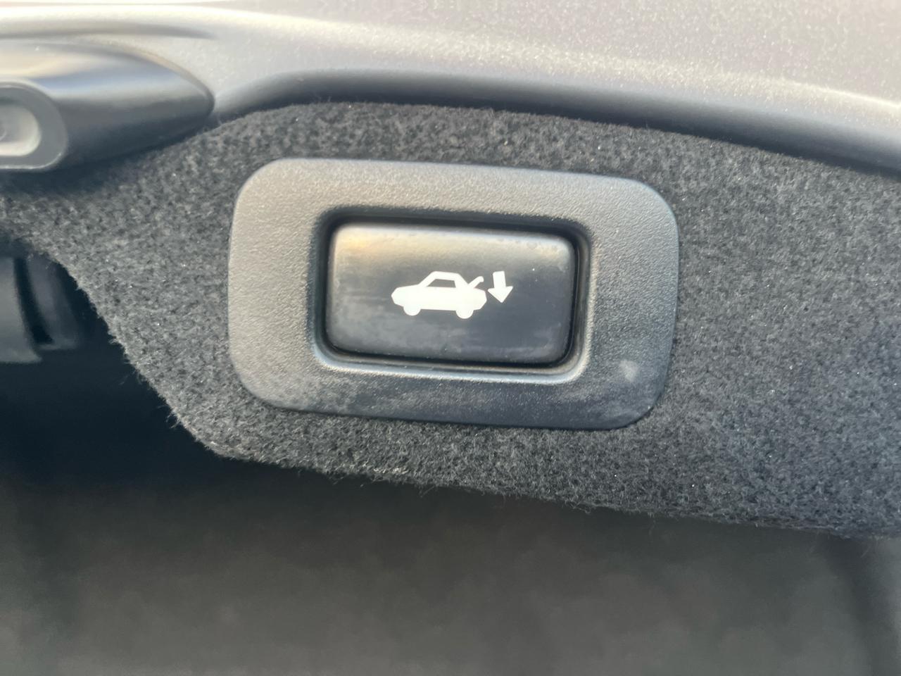 Lexus LS 460 Luxury Sedan 2008