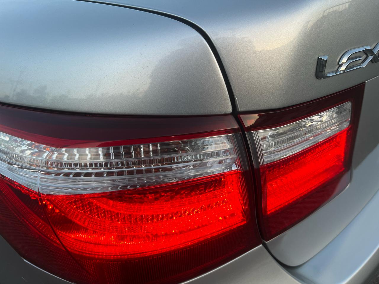 Lexus LS 460 Luxury Sedan 2008