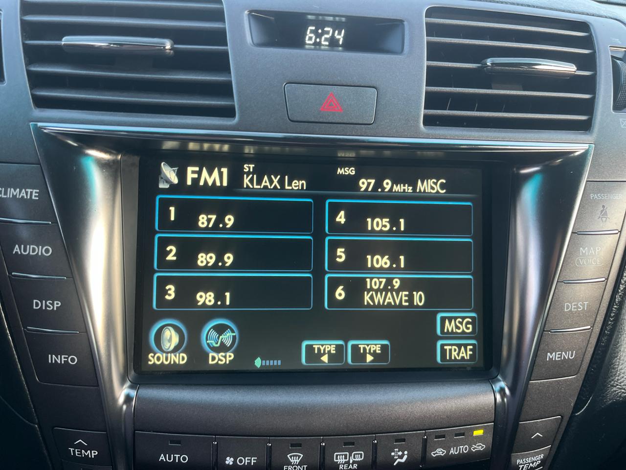 Lexus LS 460 Luxury Sedan 2008