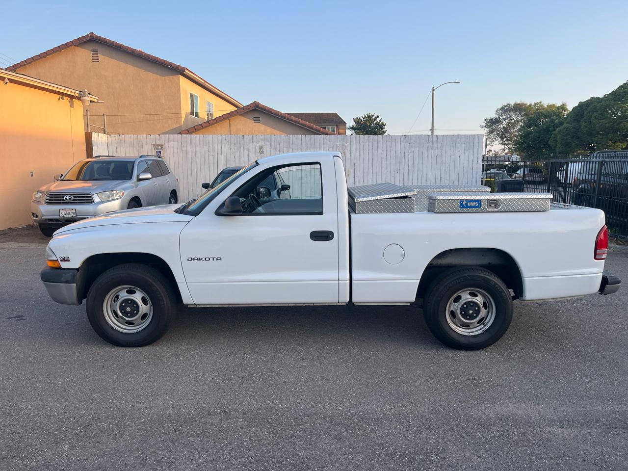 Dodge Dakota Reg. Cab 6-ft. Bed 2WD 1999