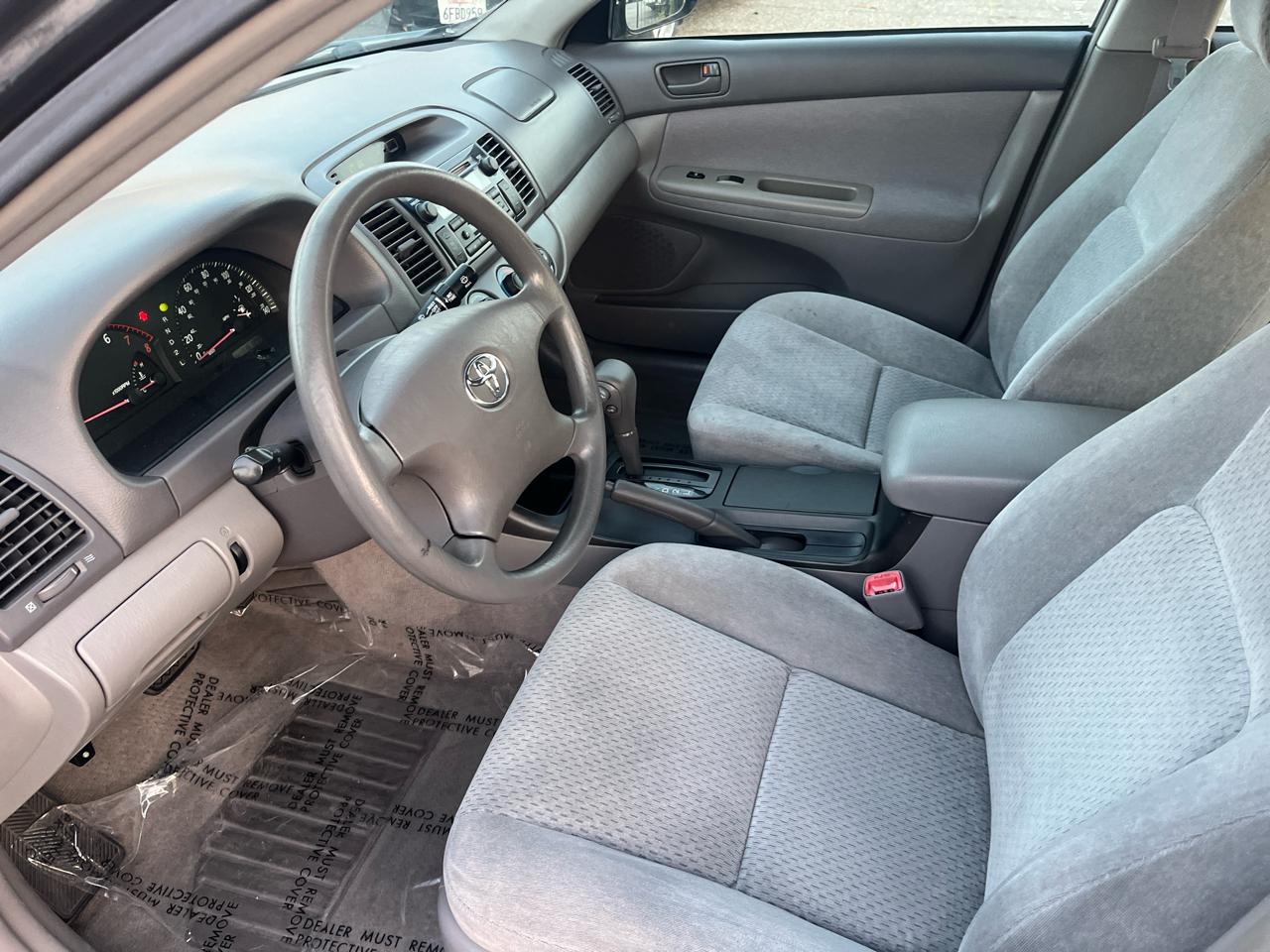 Toyota Camry Standard 2004