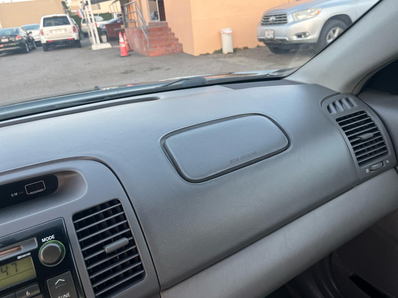 Toyota Camry Standard 2004