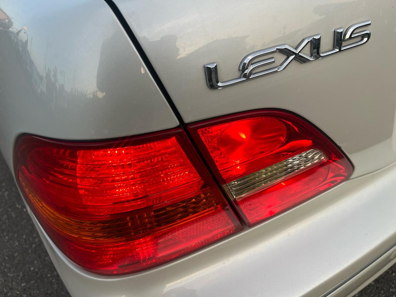 Lexus LS 430 Sedan 2003