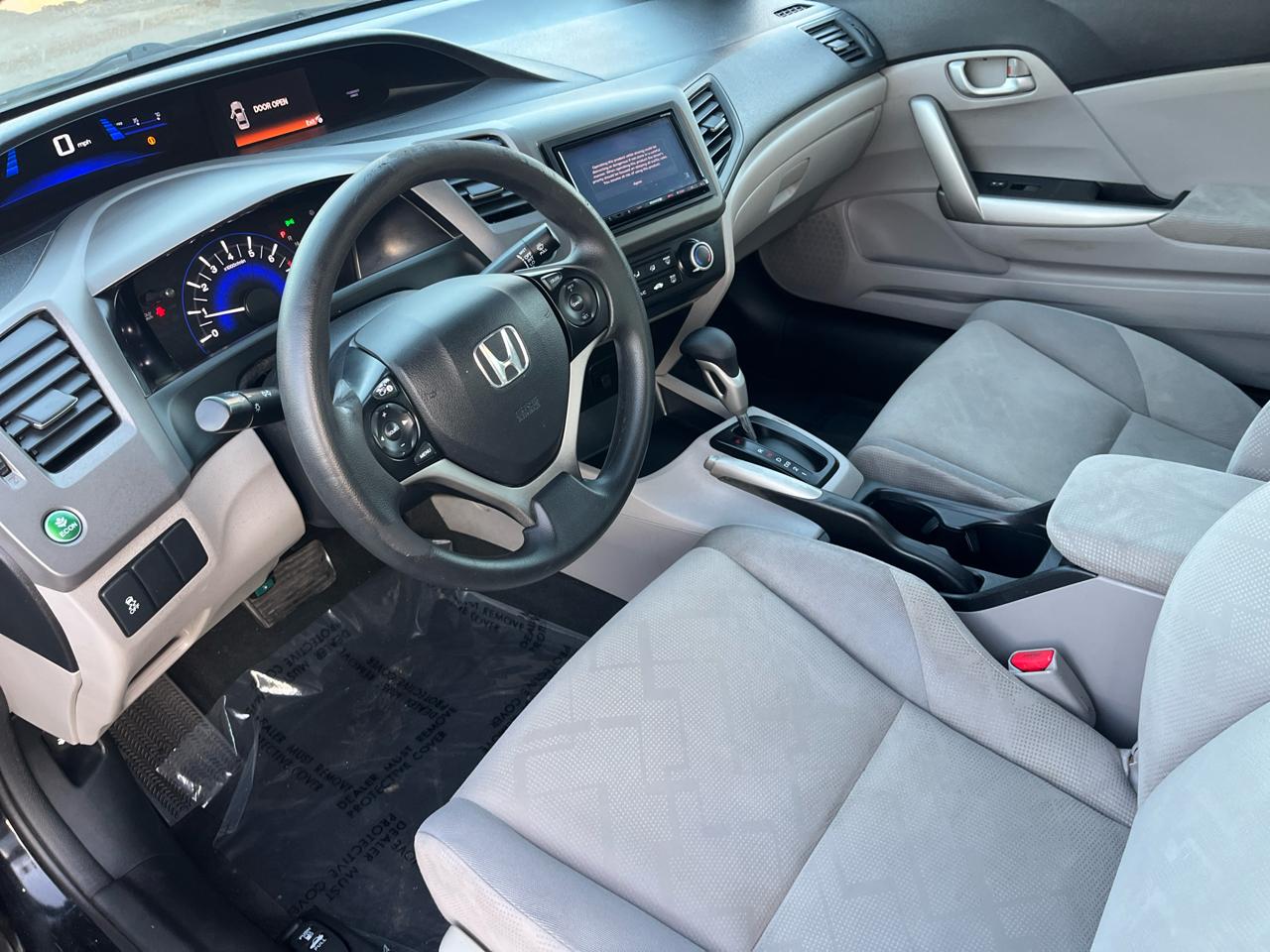 Honda Civic LX Coupe 5-Speed AT 2012