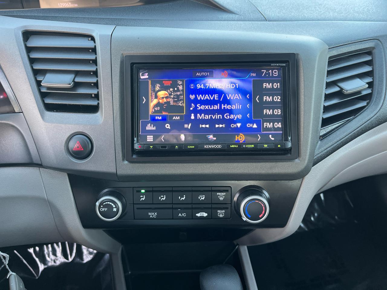 Honda Civic LX Coupe 5-Speed AT 2012