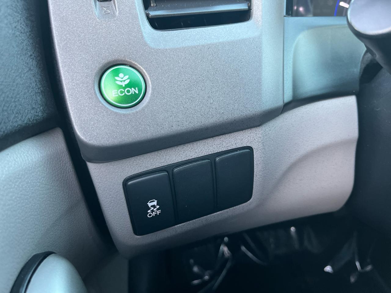 Honda Civic LX Coupe 5-Speed AT 2012
