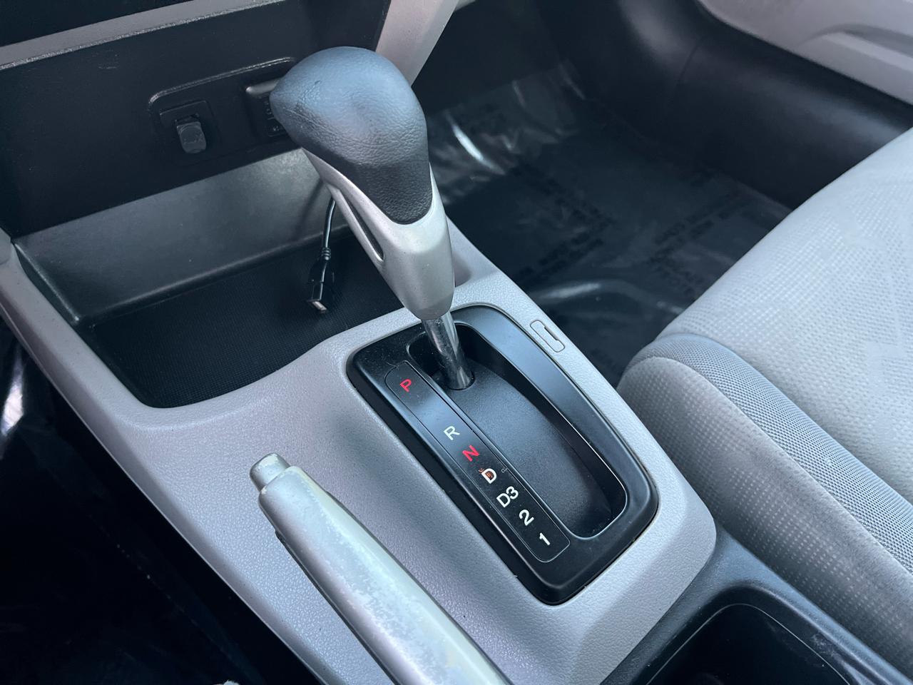 Honda Civic LX Coupe 5-Speed AT 2012