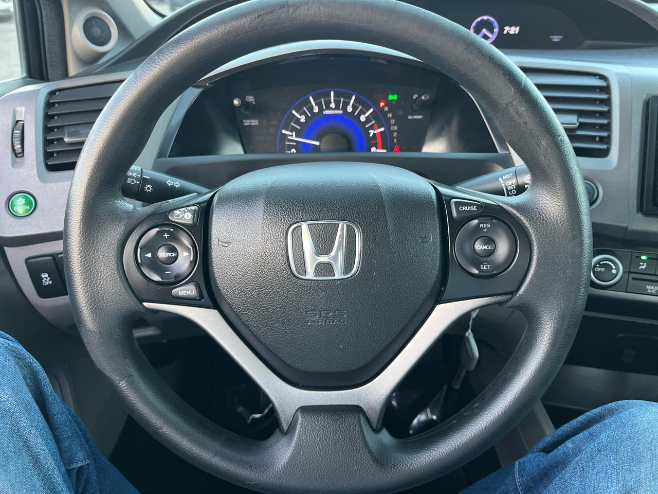 Honda Civic LX Coupe 5-Speed AT 2012