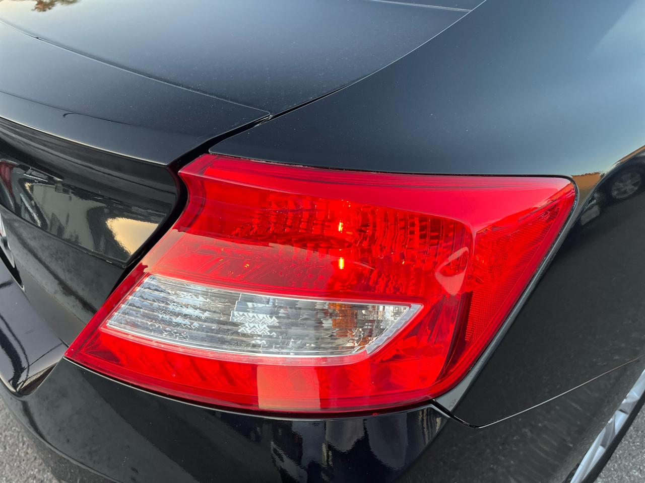 Honda Civic LX Coupe 5-Speed AT 2012