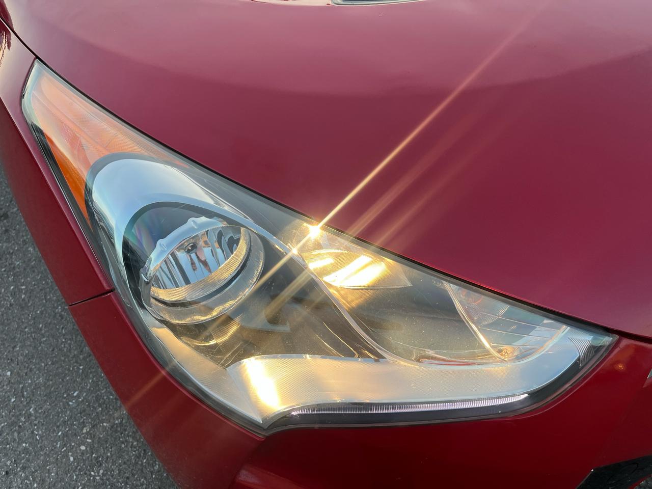 Hyundai Veloster Base 2013