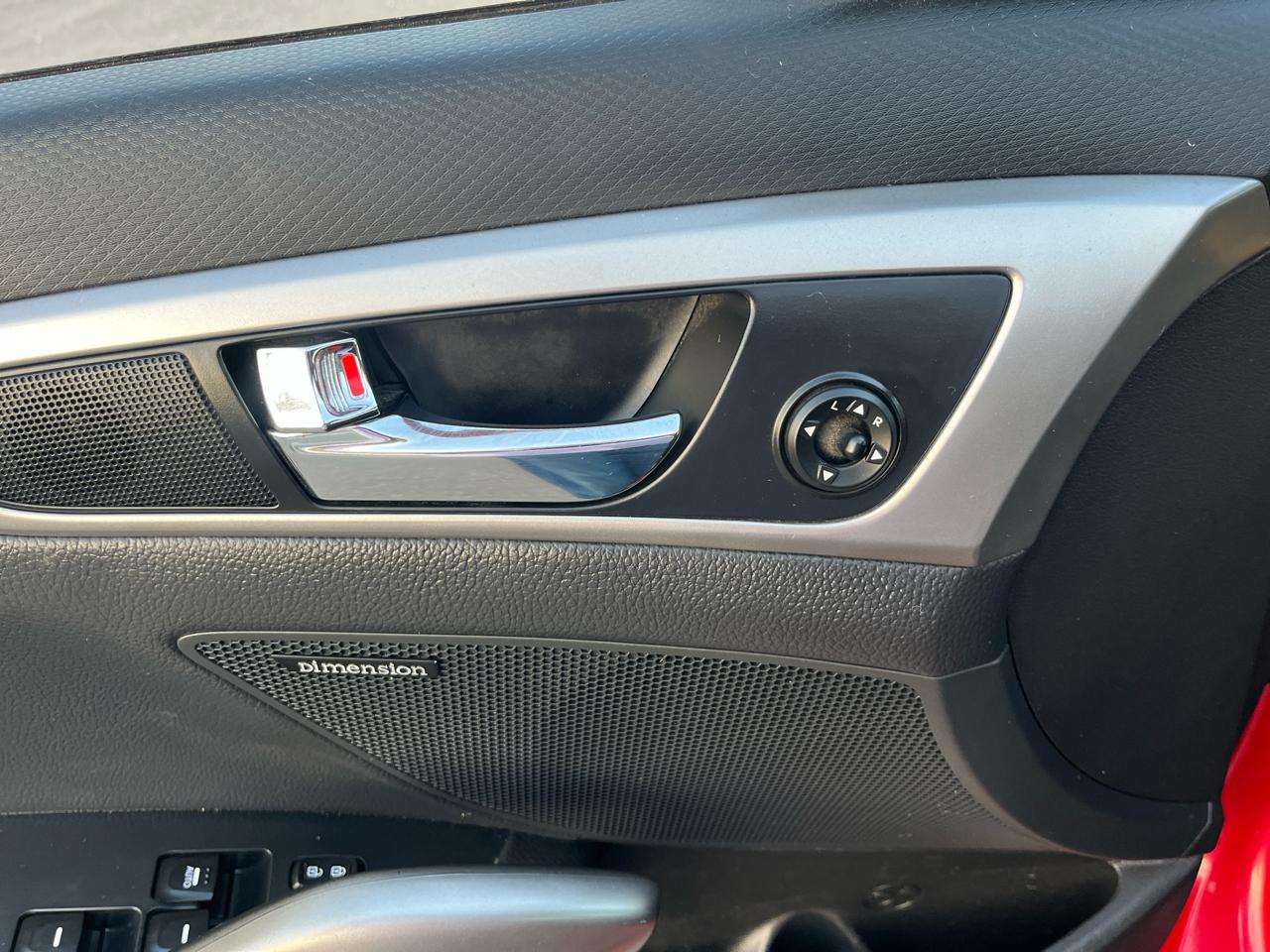 Hyundai Veloster Base 2013