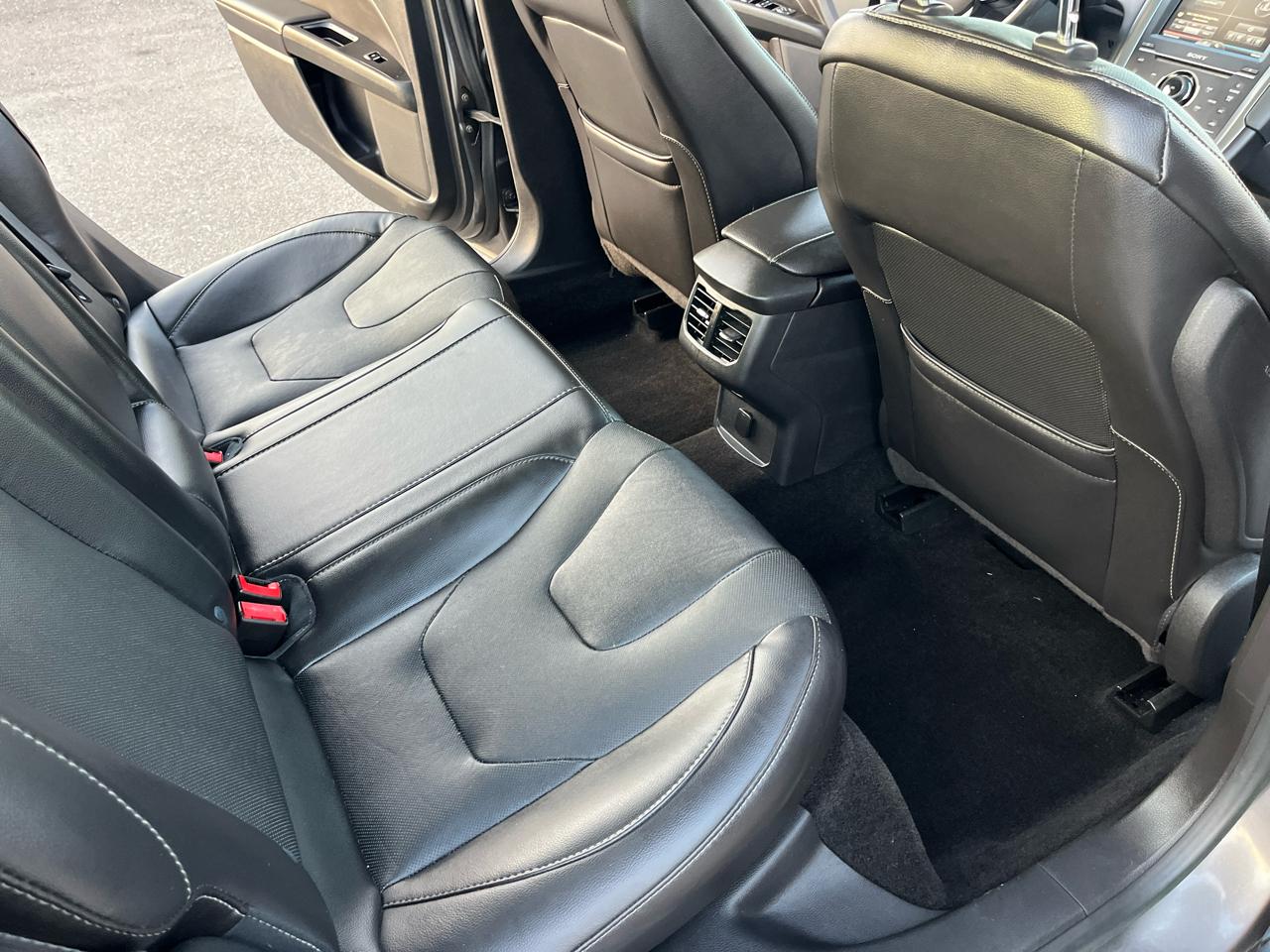 Ford Fusion Titanium AWD 2014