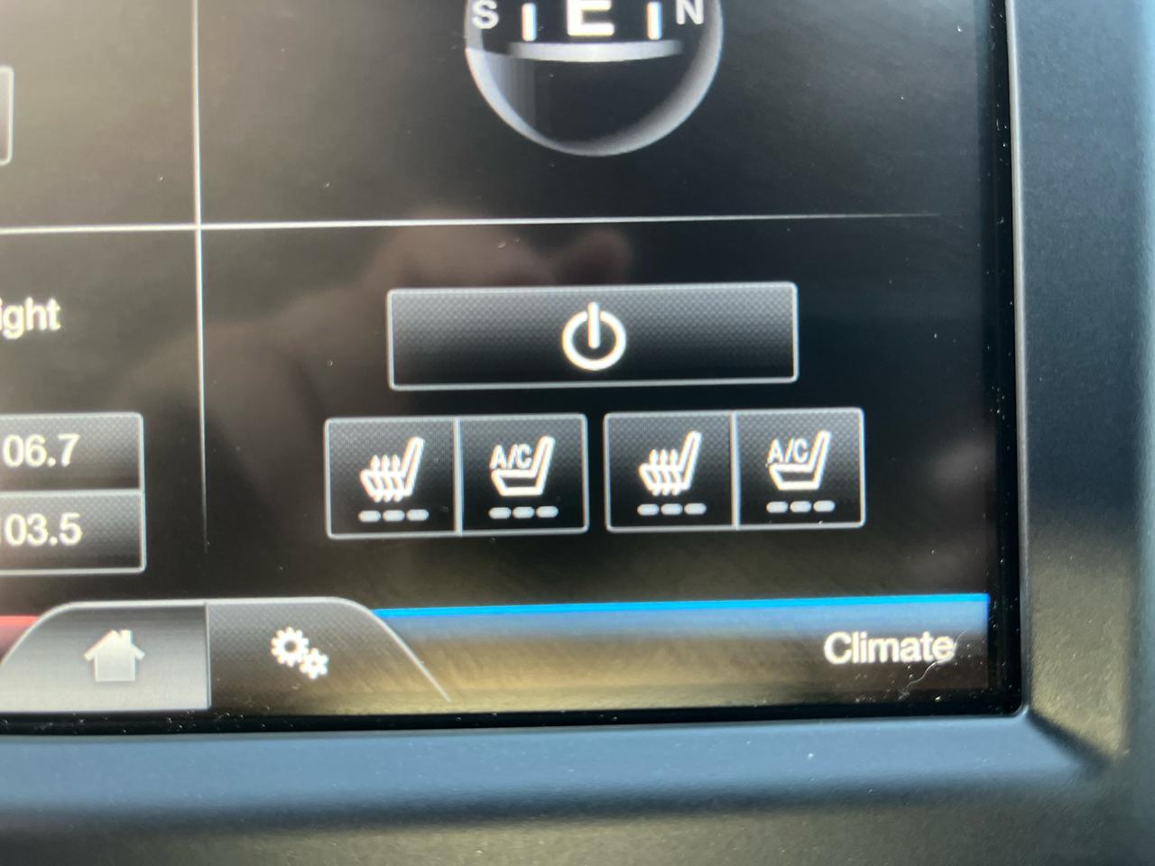 Ford Fusion Titanium AWD 2014