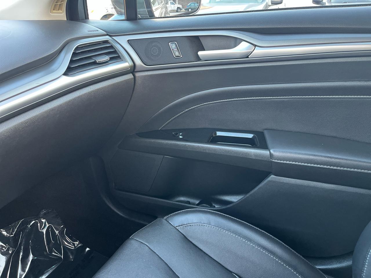Ford Fusion Titanium AWD 2014