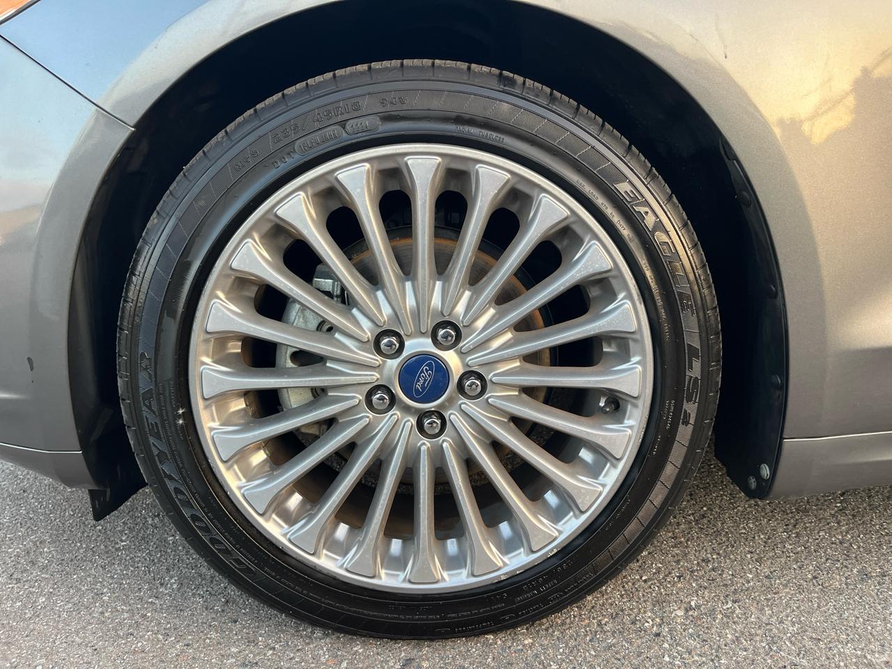 Ford Fusion Titanium AWD 2014