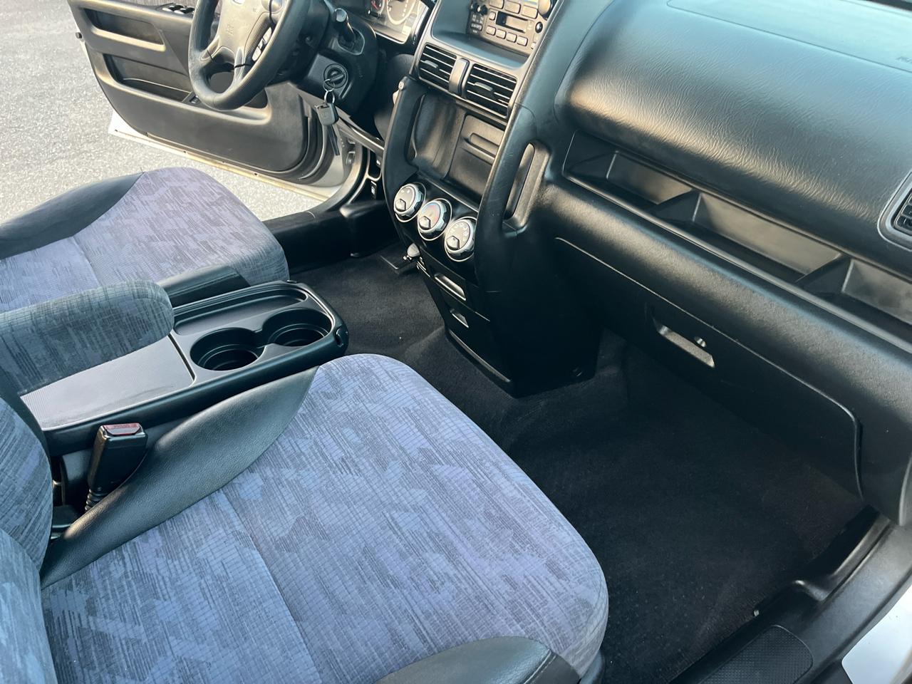 Honda CR-V LX 4WD 4-spd AT 2003