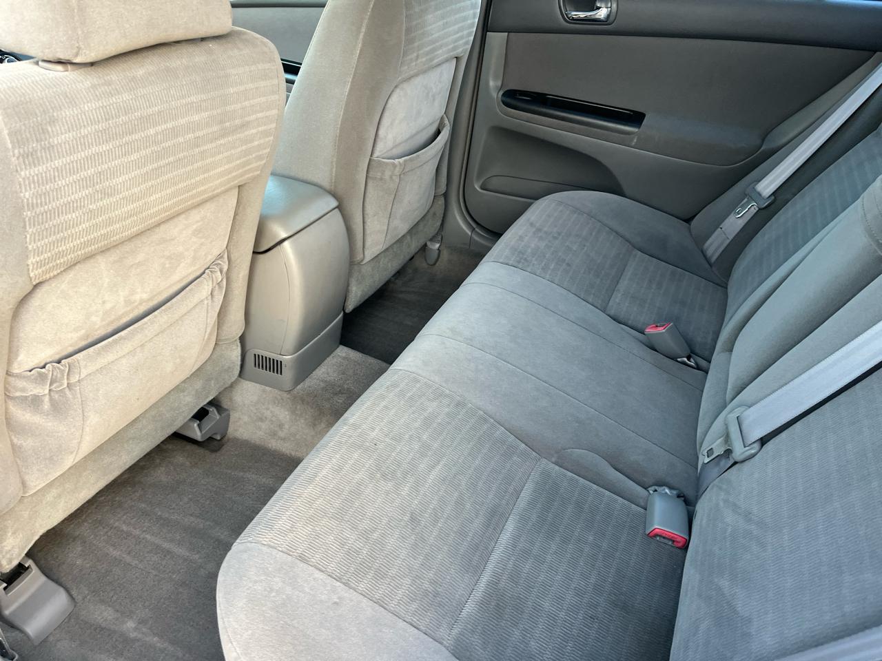 Toyota Camry LE 2005