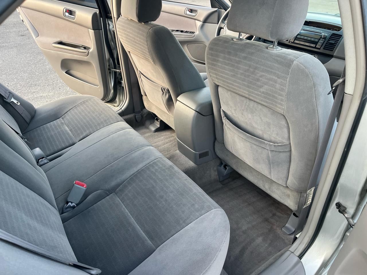 Toyota Camry LE 2005