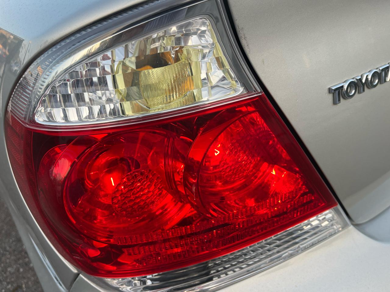 Toyota Camry LE 2005