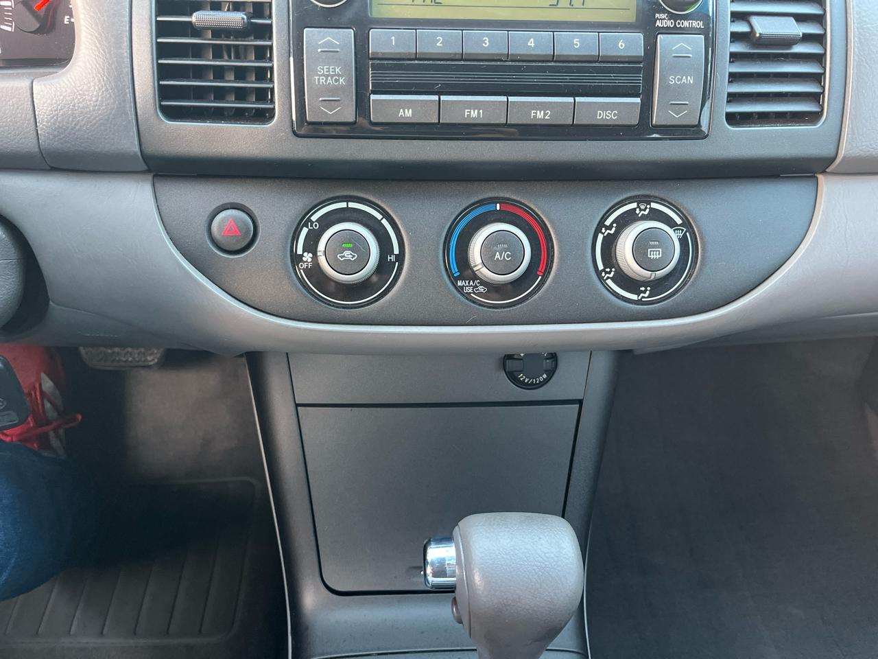 Toyota Camry LE 2005