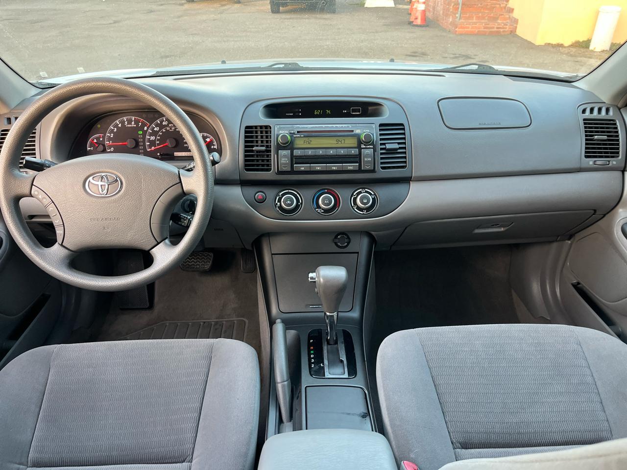 Toyota Camry LE 2005