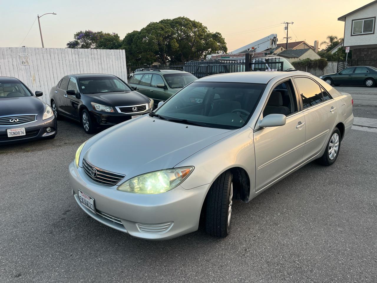 Toyota Camry LE 2005