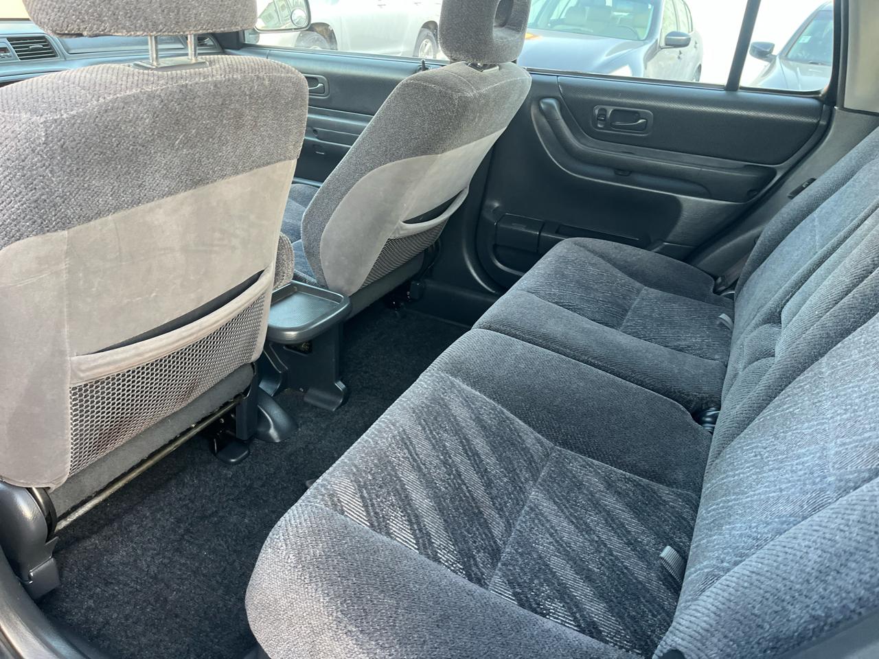 Honda CR-V LX 2WD 2000