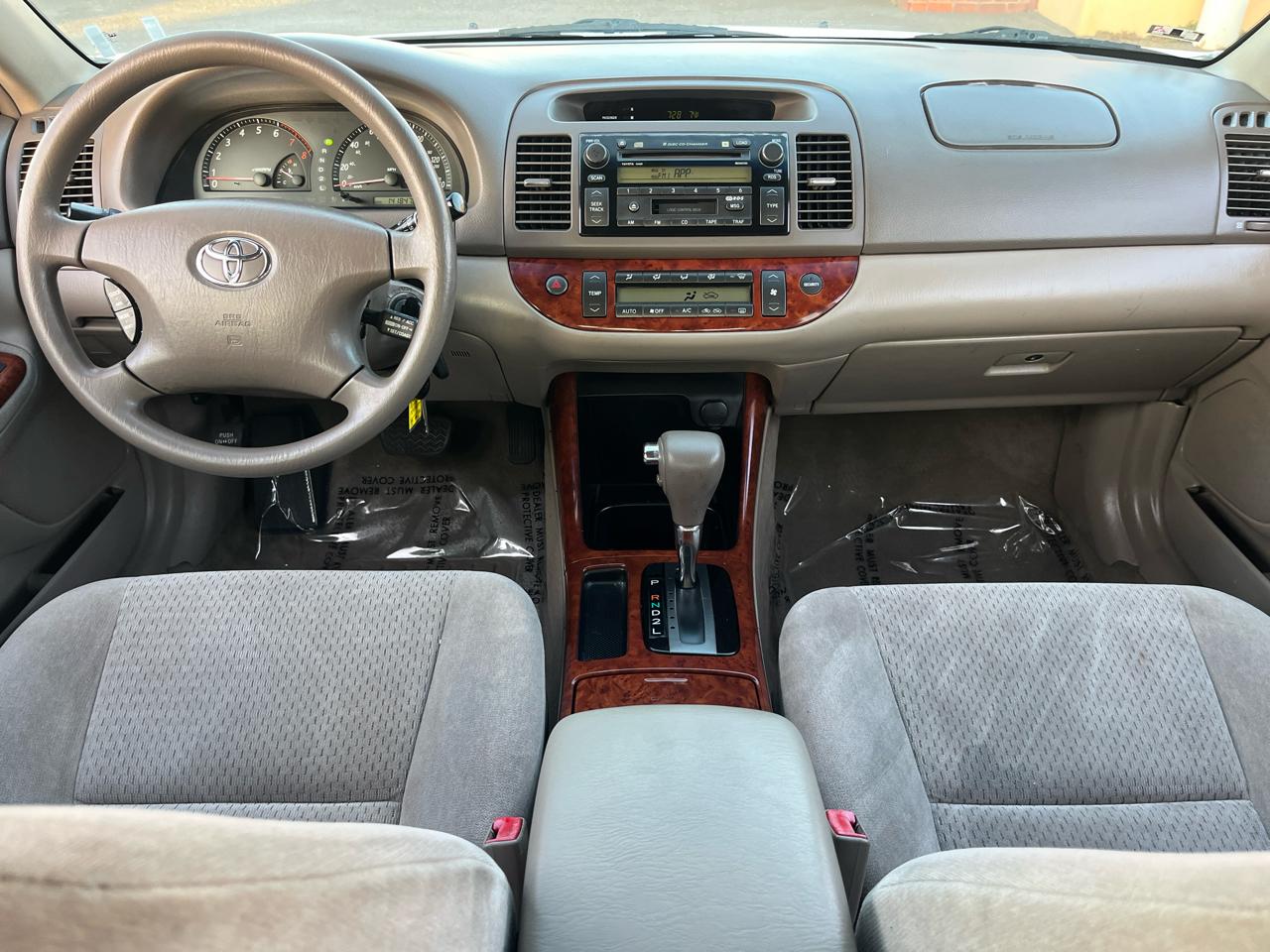 Toyota Camry 4dr Sdn XLE Auto 2002