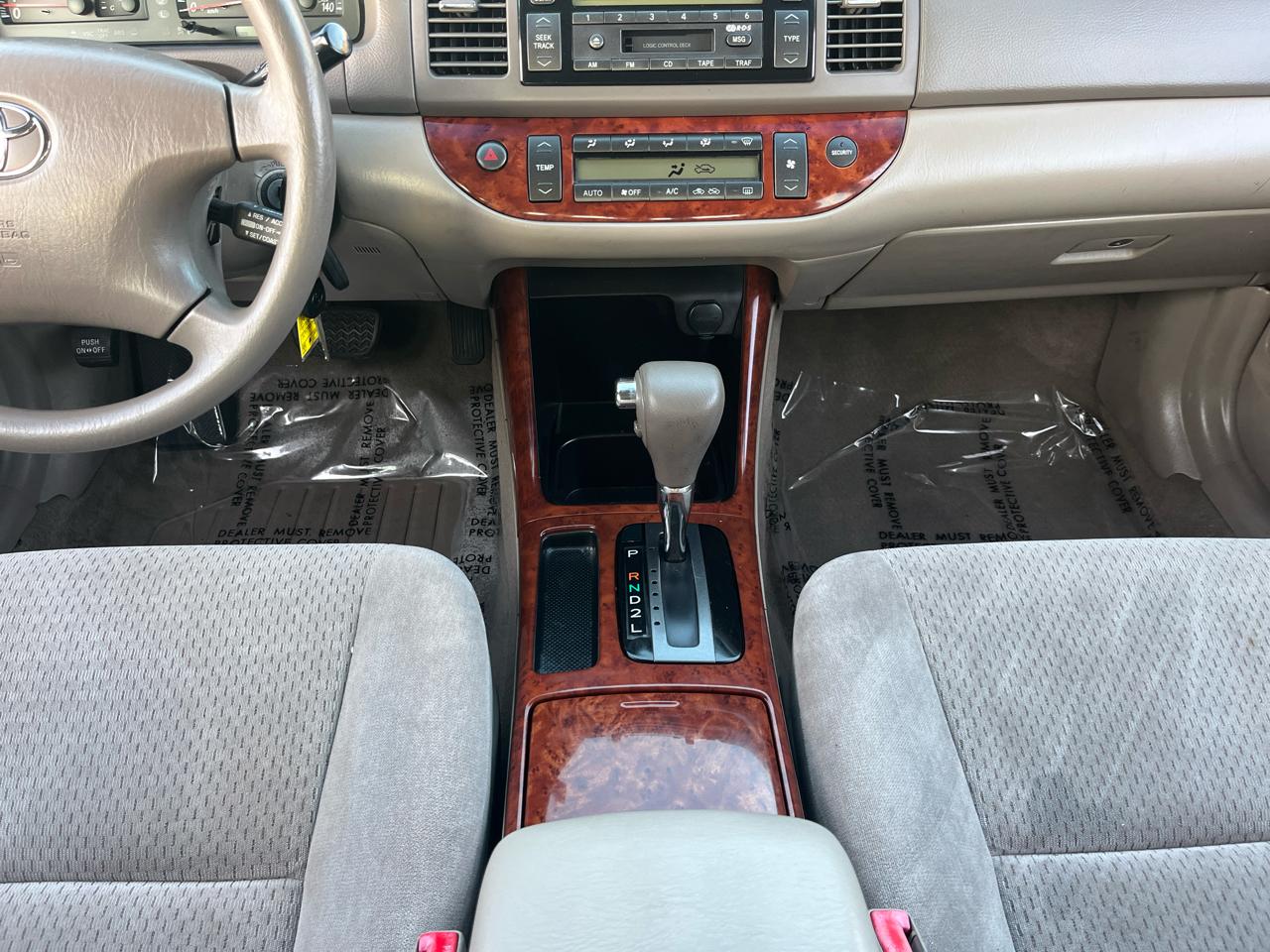 Toyota Camry 4dr Sdn XLE Auto 2002