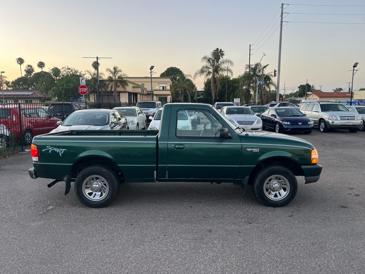 Ford Ranger XL Reg. Cab Short Bed 2WD 1999