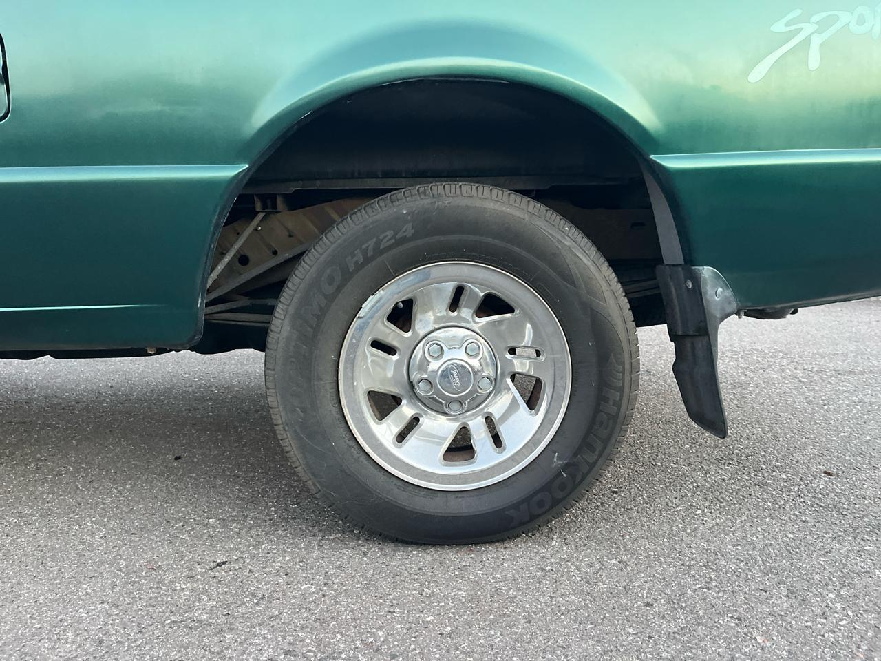 Ford Ranger XL Reg. Cab Short Bed 2WD 1999