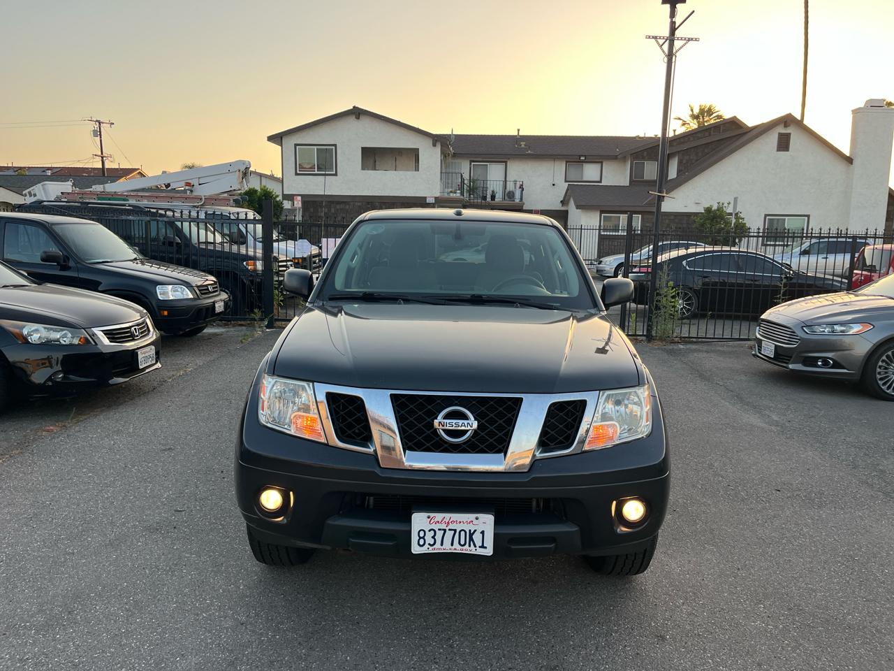Nissan Frontier SL Crew Cab 4WD 2013