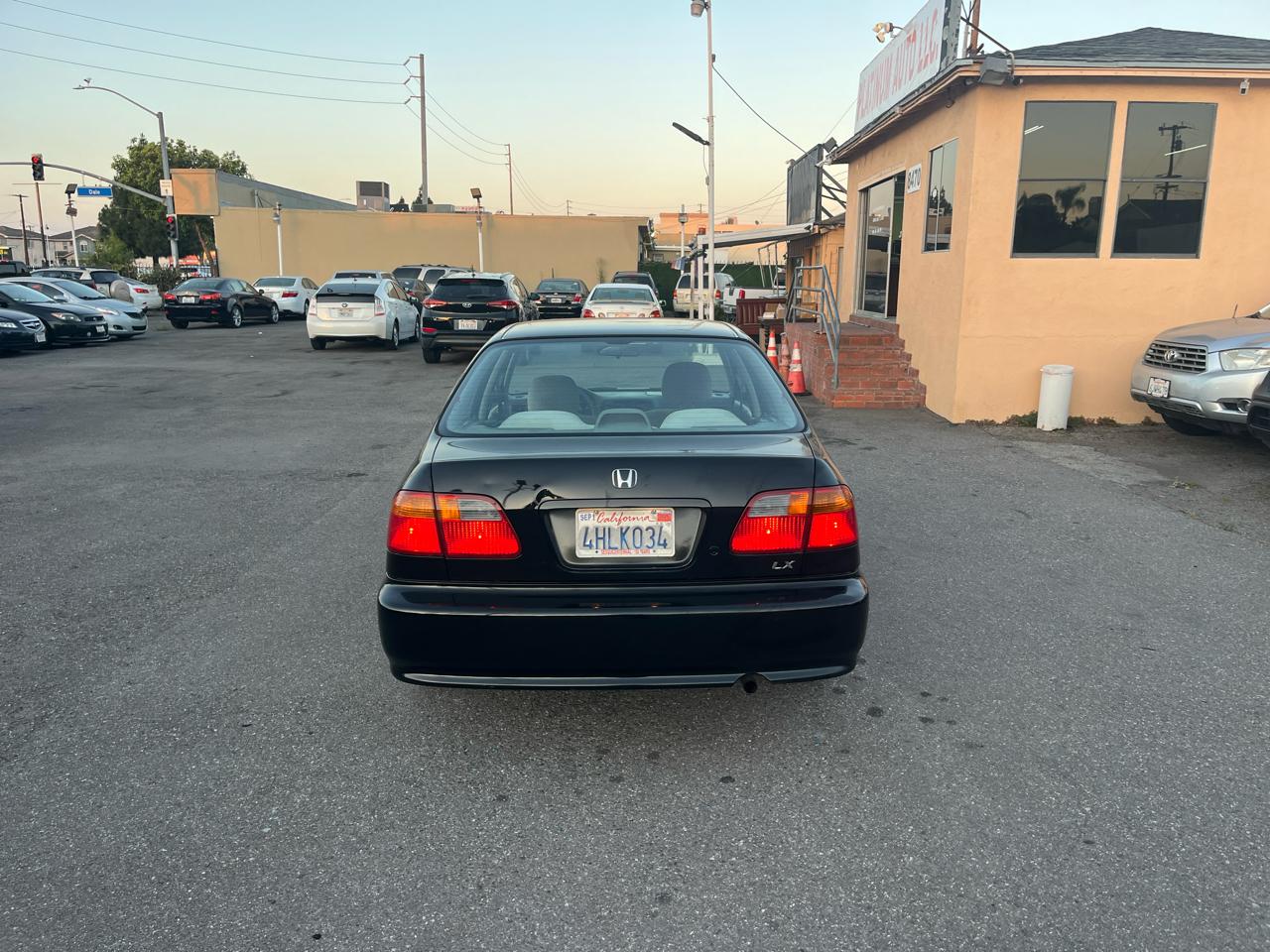 Honda Civic LX sedan 1999