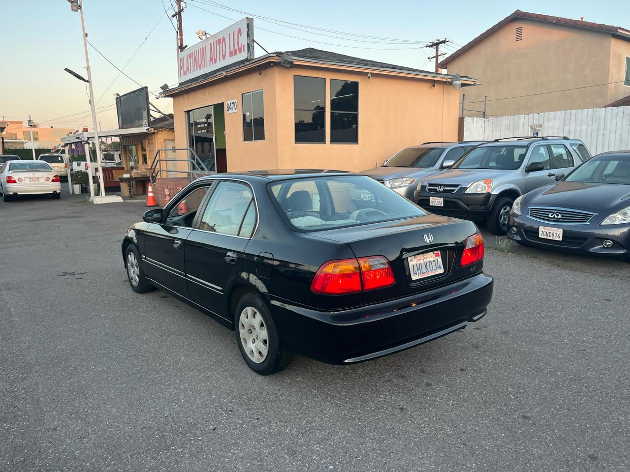 Honda Civic LX sedan 1999
